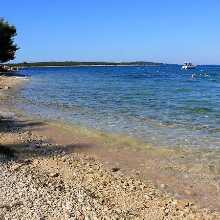 With A Parking Space Stinjan, - 11633 *